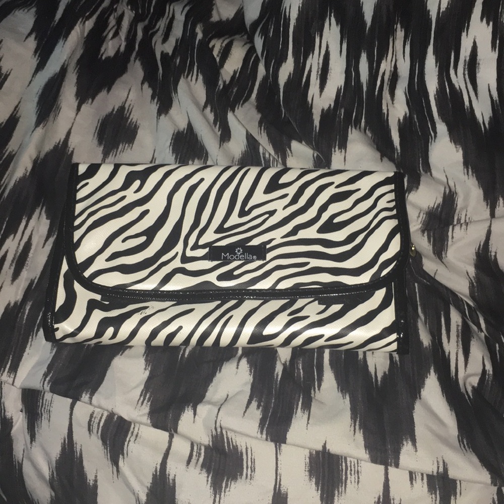 Makeup bag